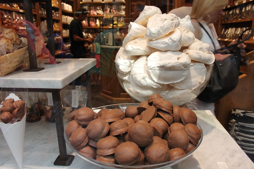 what to eat in brussels
